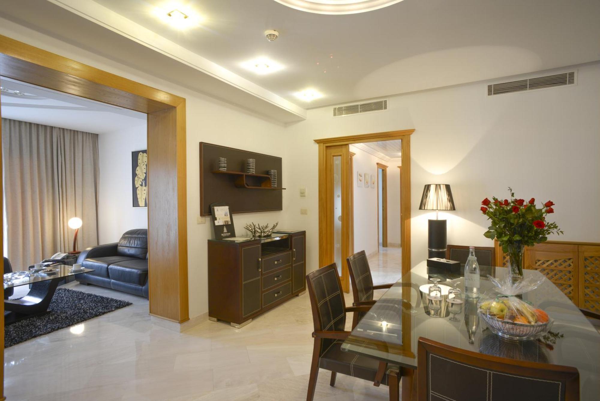 Deluxe Suite
