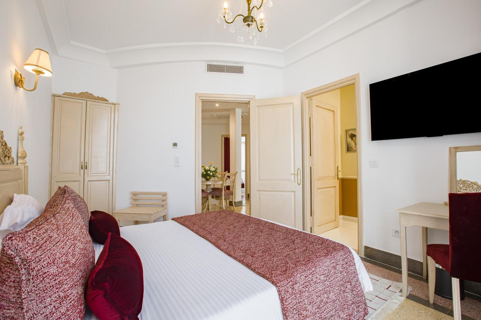 Ambassador Suite