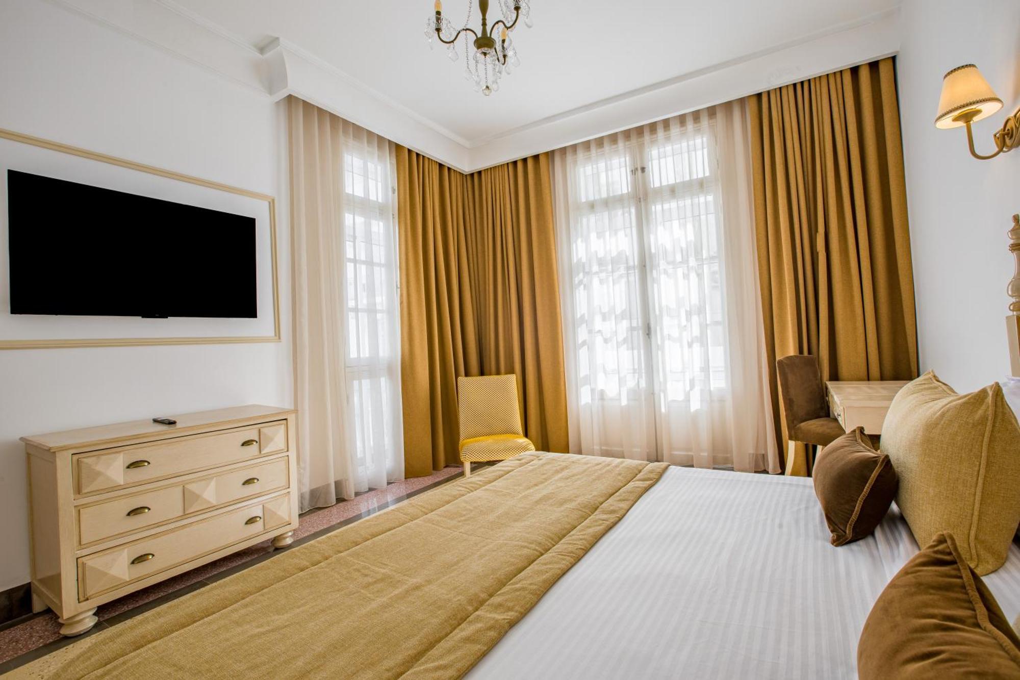 Prestige Suite